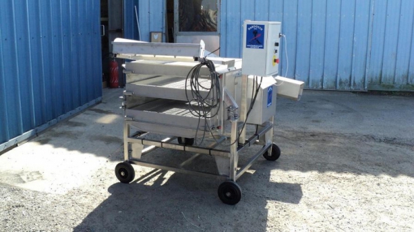 Vibrating sieve oyster 3 sorting